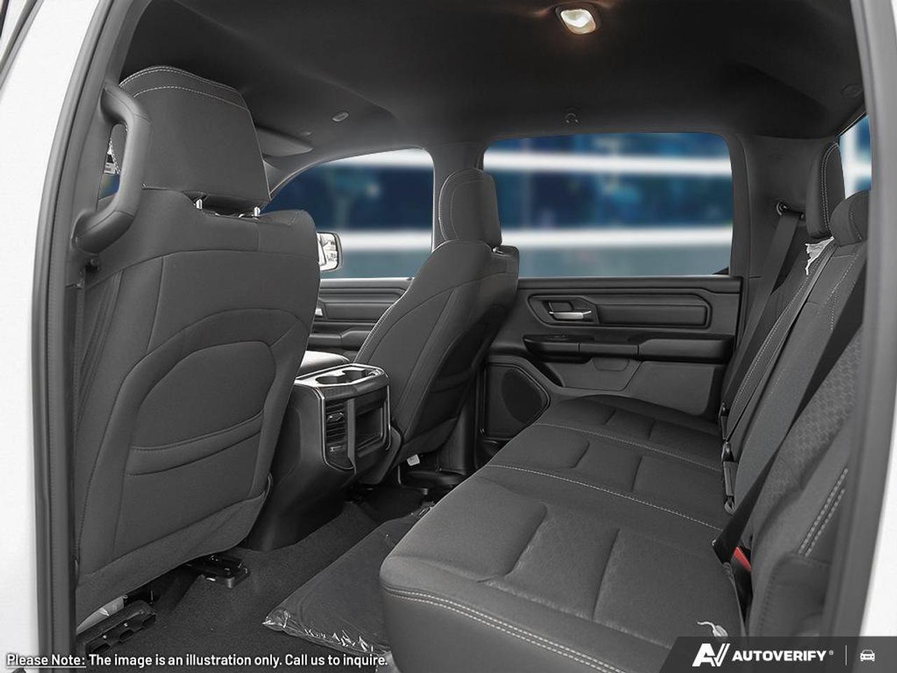2026 RAM 1500 Express/Night Edition/3.6 V6/Crew Cab/4x4 Photo