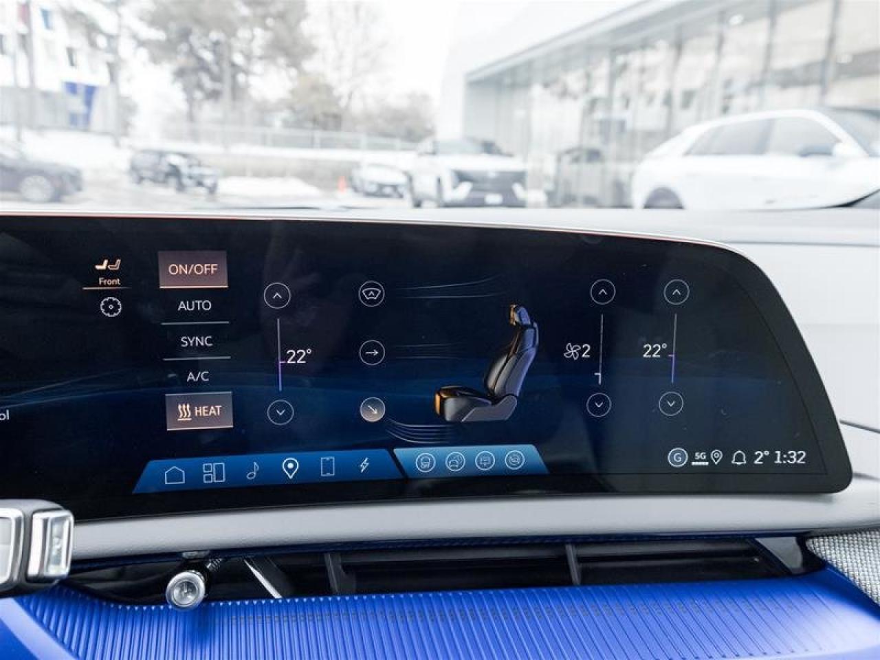 2026 Cadillac OPTIQ Luxury Photo