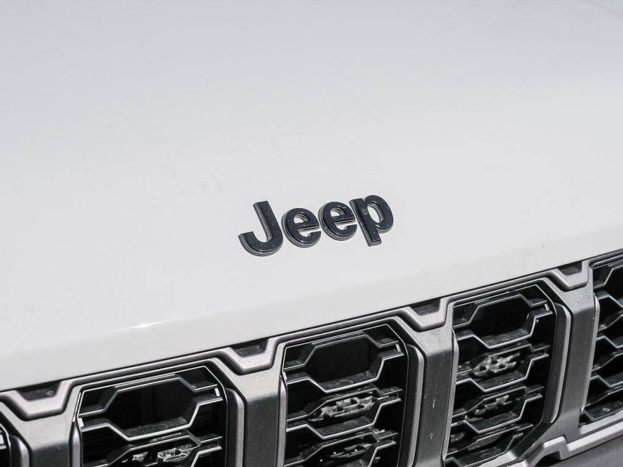 2026 Jeep Grand Cherokee Altitude/ 2.0L TURBO/ HEATES SEATS/REMOTE START/ SUNROOF/ Photo