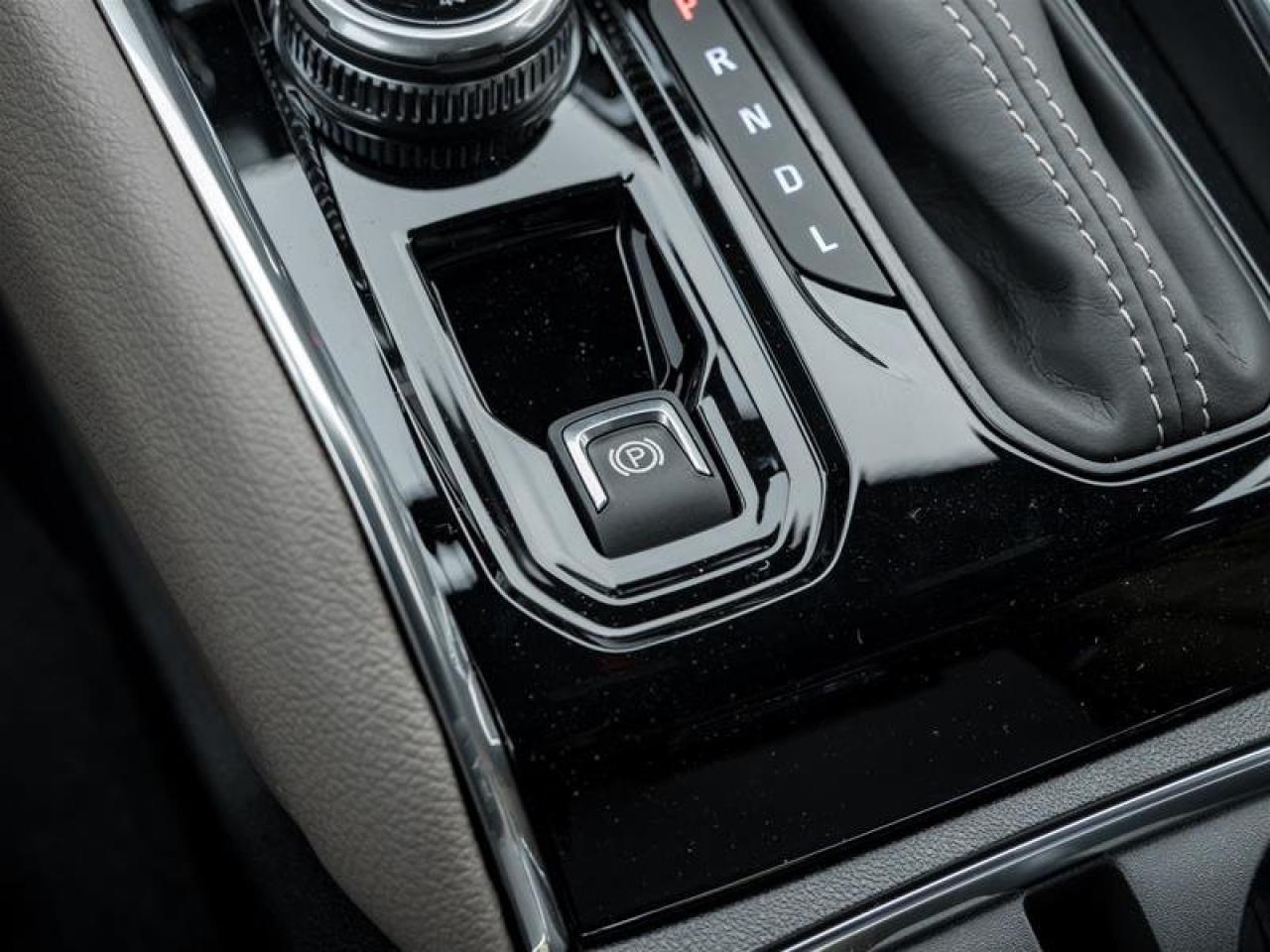 2026 GMC Canyon Denali Photo