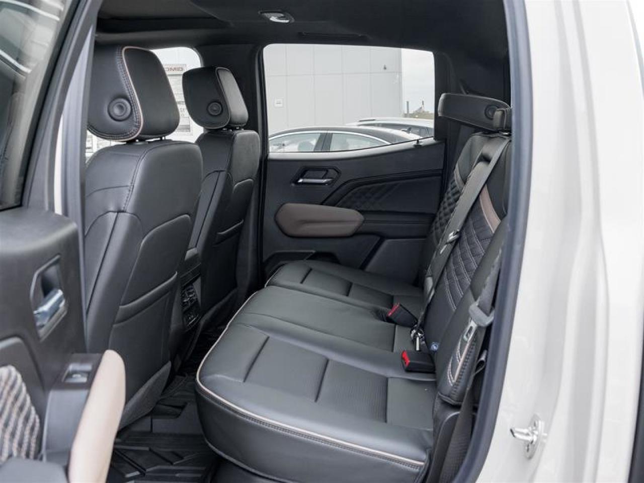 2026 GMC Canyon Denali Photo