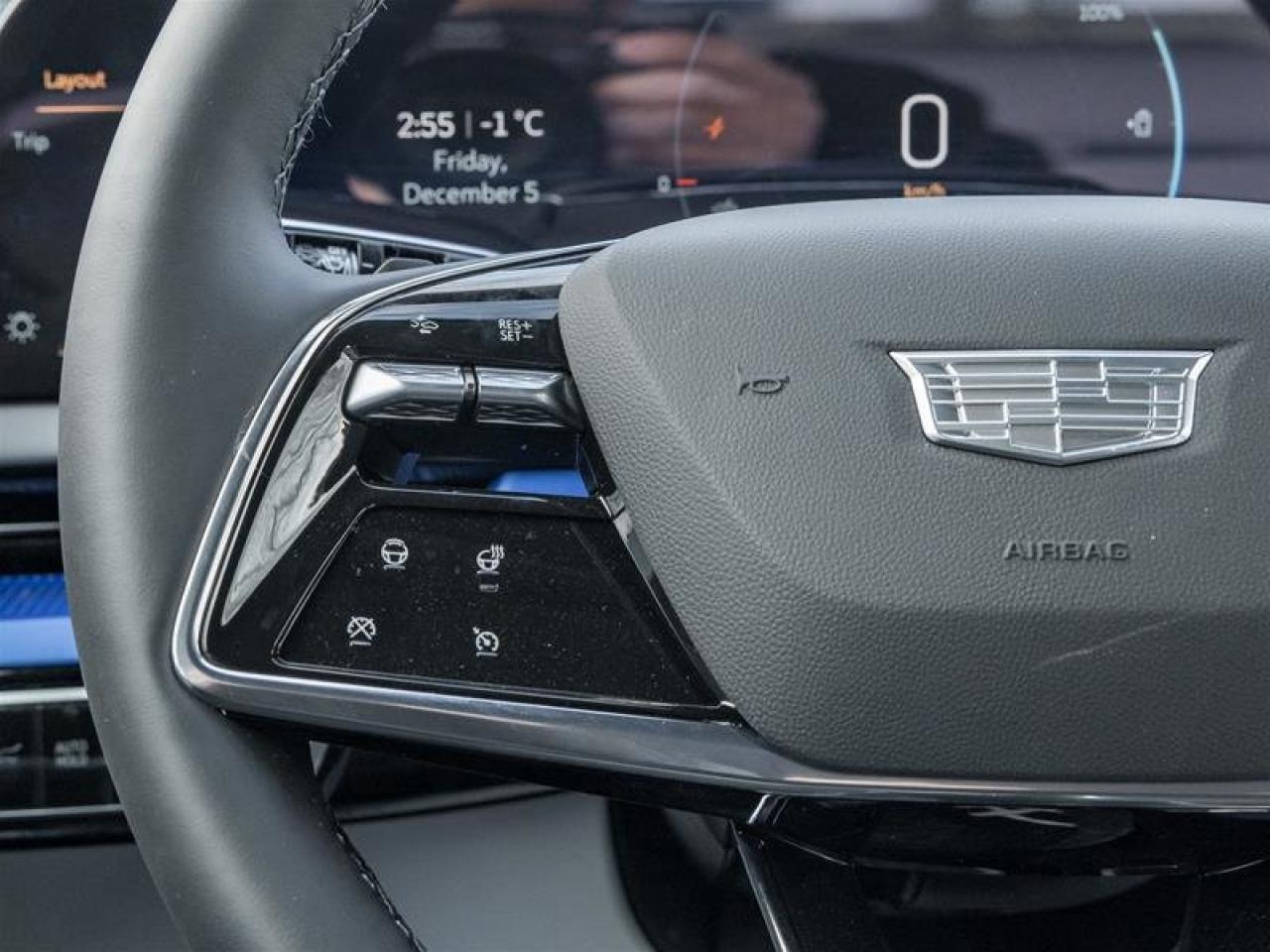 2026 Cadillac OPTIQ Premium Luxury Photo