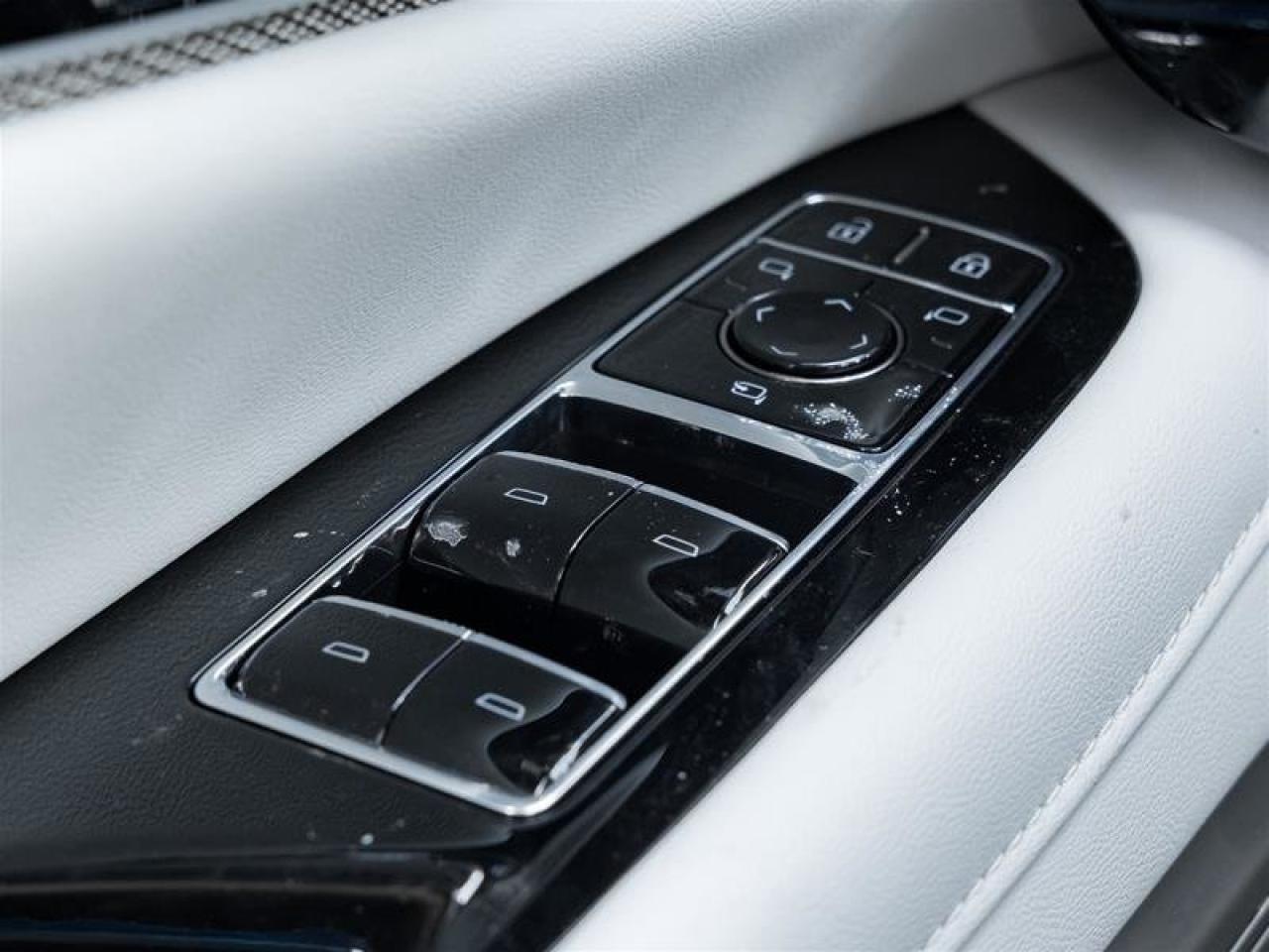 2026 Cadillac OPTIQ Premium Luxury Photo