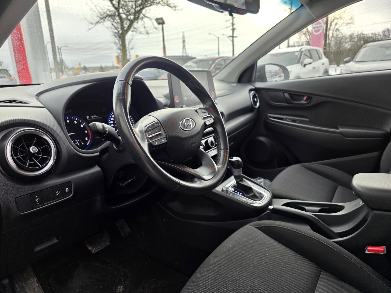 2023 Hyundai KONA Preferred AWD | Push-Start | Camera | Photo