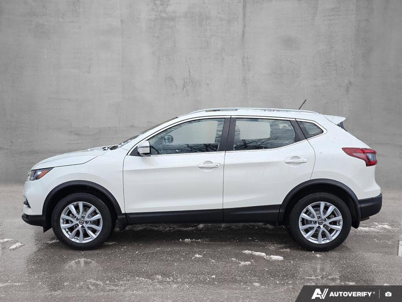 2023 Nissan Qashqai SV AWD | Pro Pilot Assist | Heated Seats | Alloy Rims | Photo