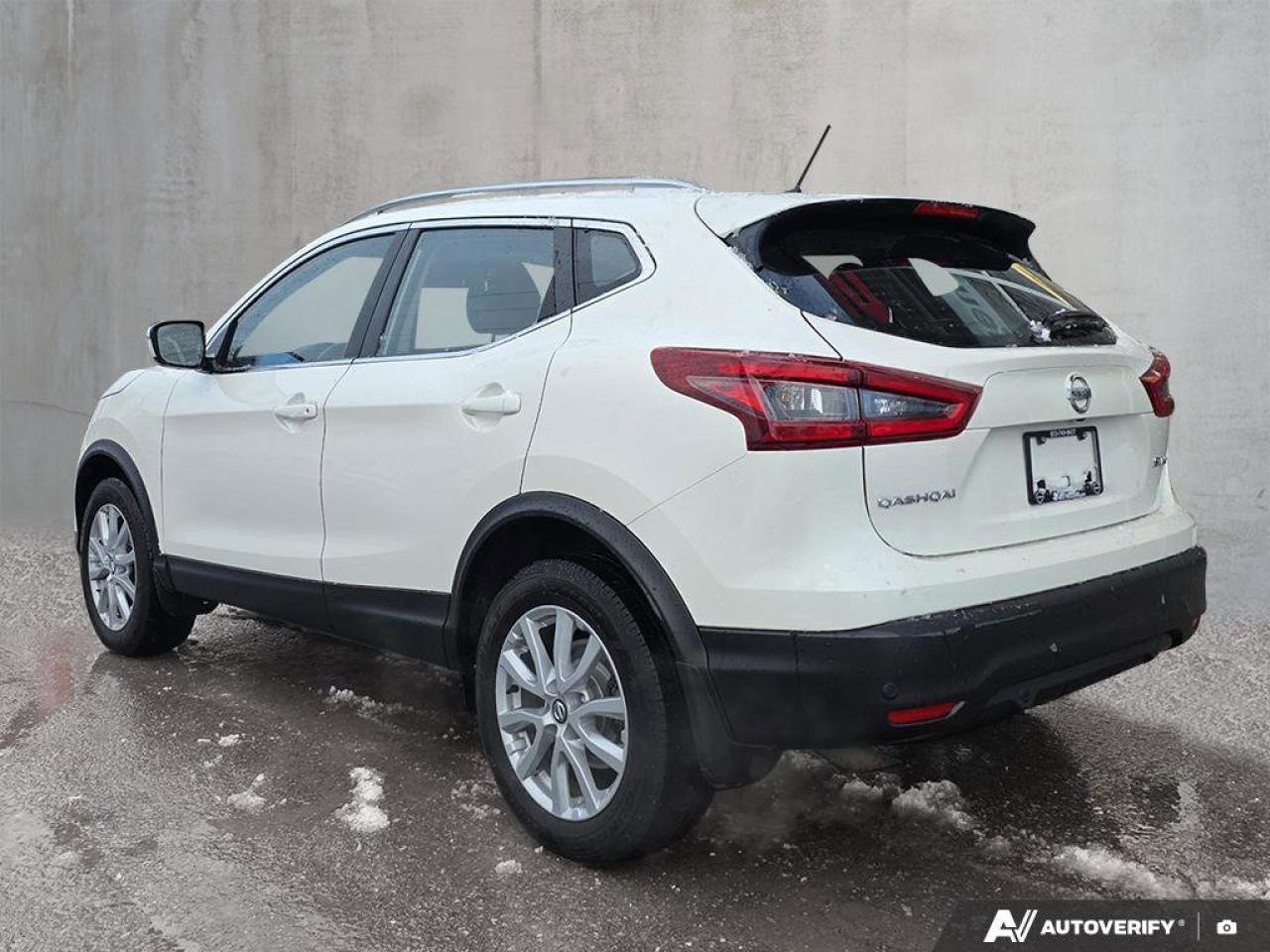 2023 Nissan Qashqai SV AWD | Pro Pilot Assist | Heated Seats | Alloy Rims | Photo2