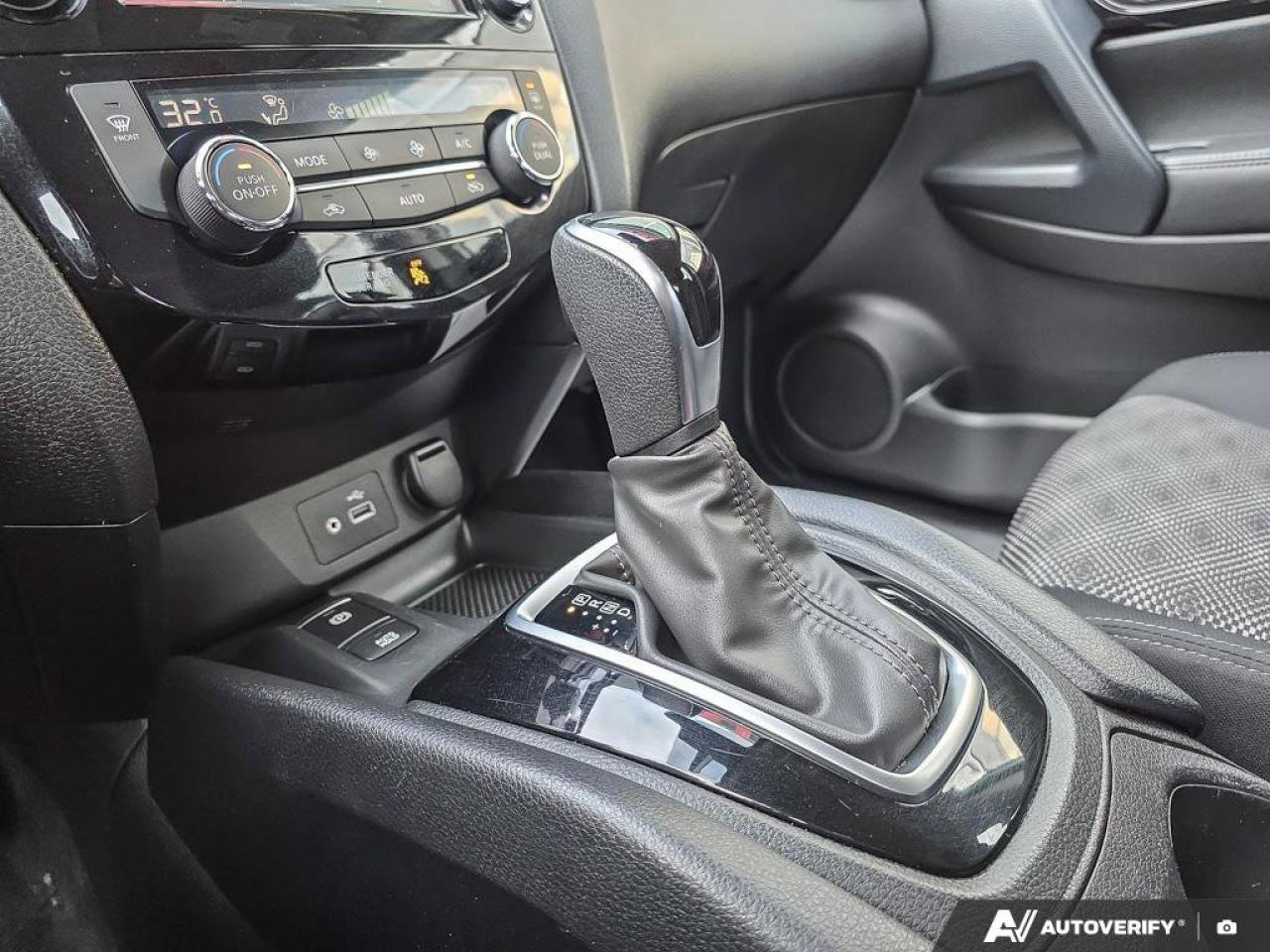 2023 Nissan Qashqai SV AWD | Pro Pilot Assist | Heated Seats | Alloy Rims | Photo