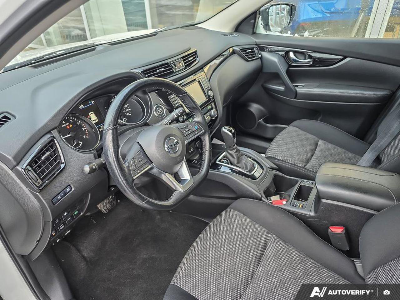 2023 Nissan Qashqai SV AWD | Pro Pilot Assist | Heated Seats | Alloy Rims | Photo