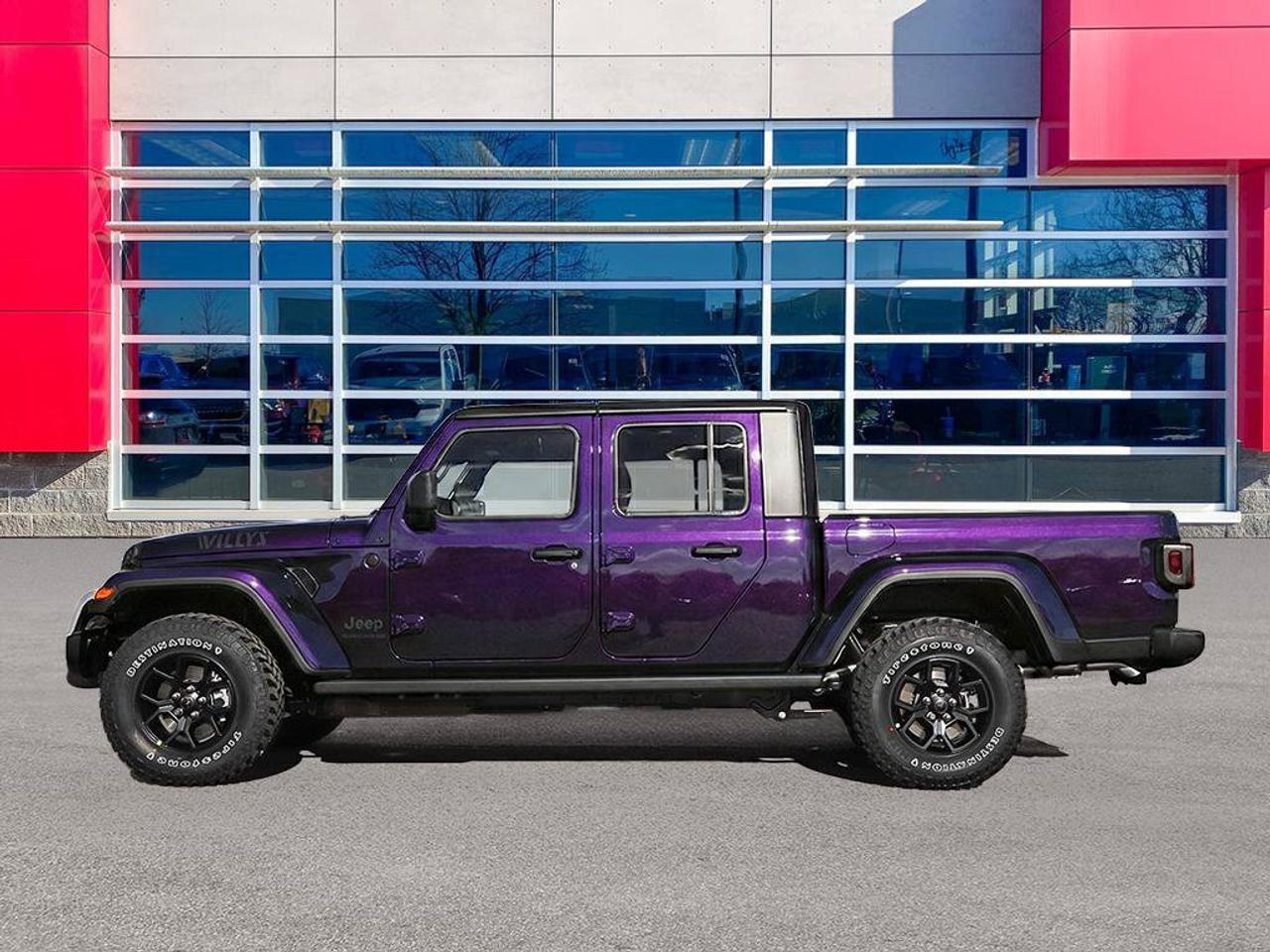 2026 Jeep Gladiator Willys/DUAL TOP/SAFETY GROUP/TECH GROUP/SPRAY LINER/REMOTE START/ Photo