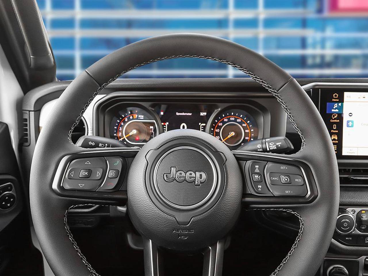 2026 Jeep Gladiator Willys/DUAL TOP/SAFETY GROUP/TECH GROUP/SPRAY LINER/REMOTE START/ Photo