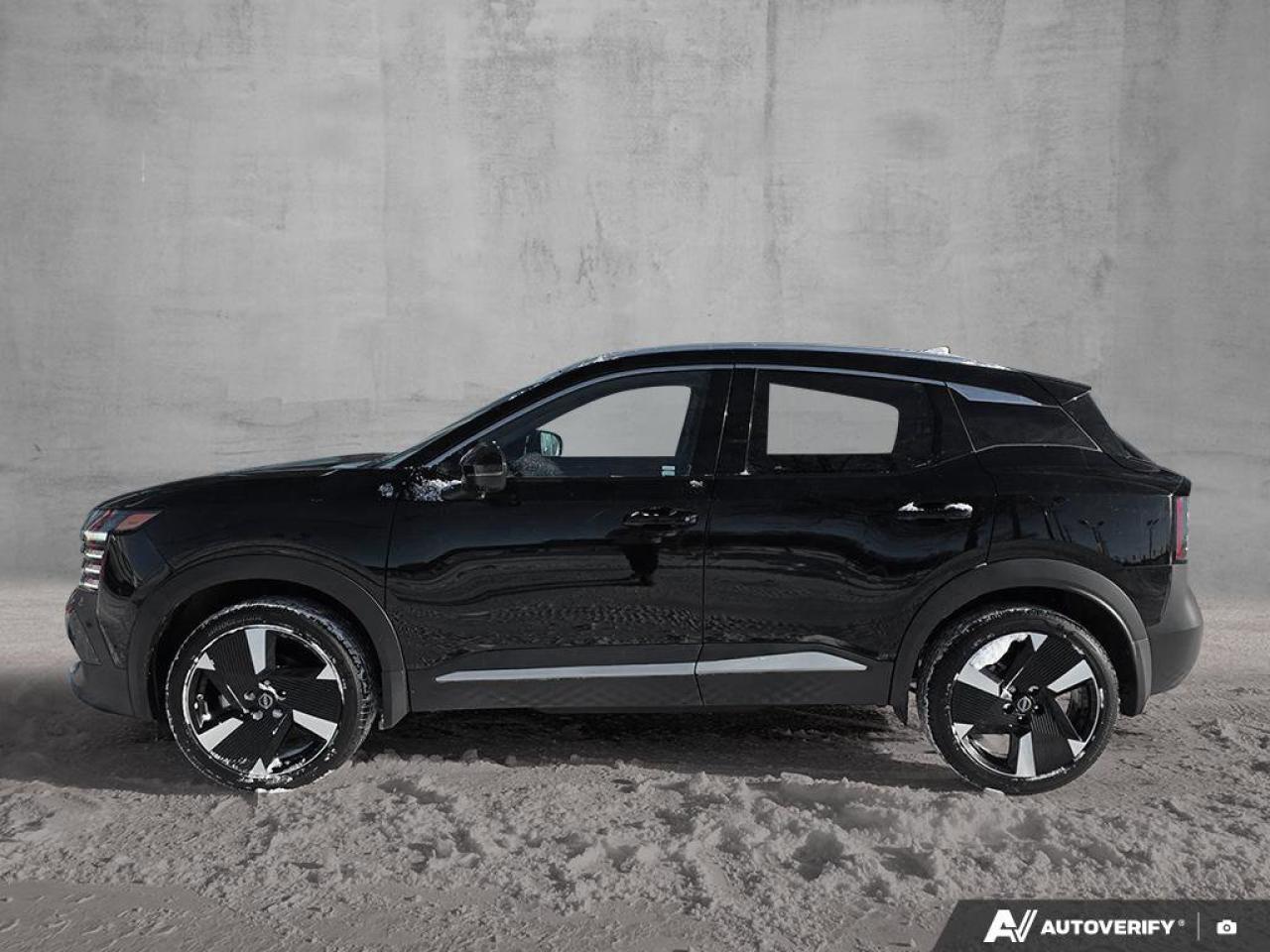 2026 Nissan Kicks SR AWD | 360 View Camera | Apple CarPlay | Moonroof | Photo