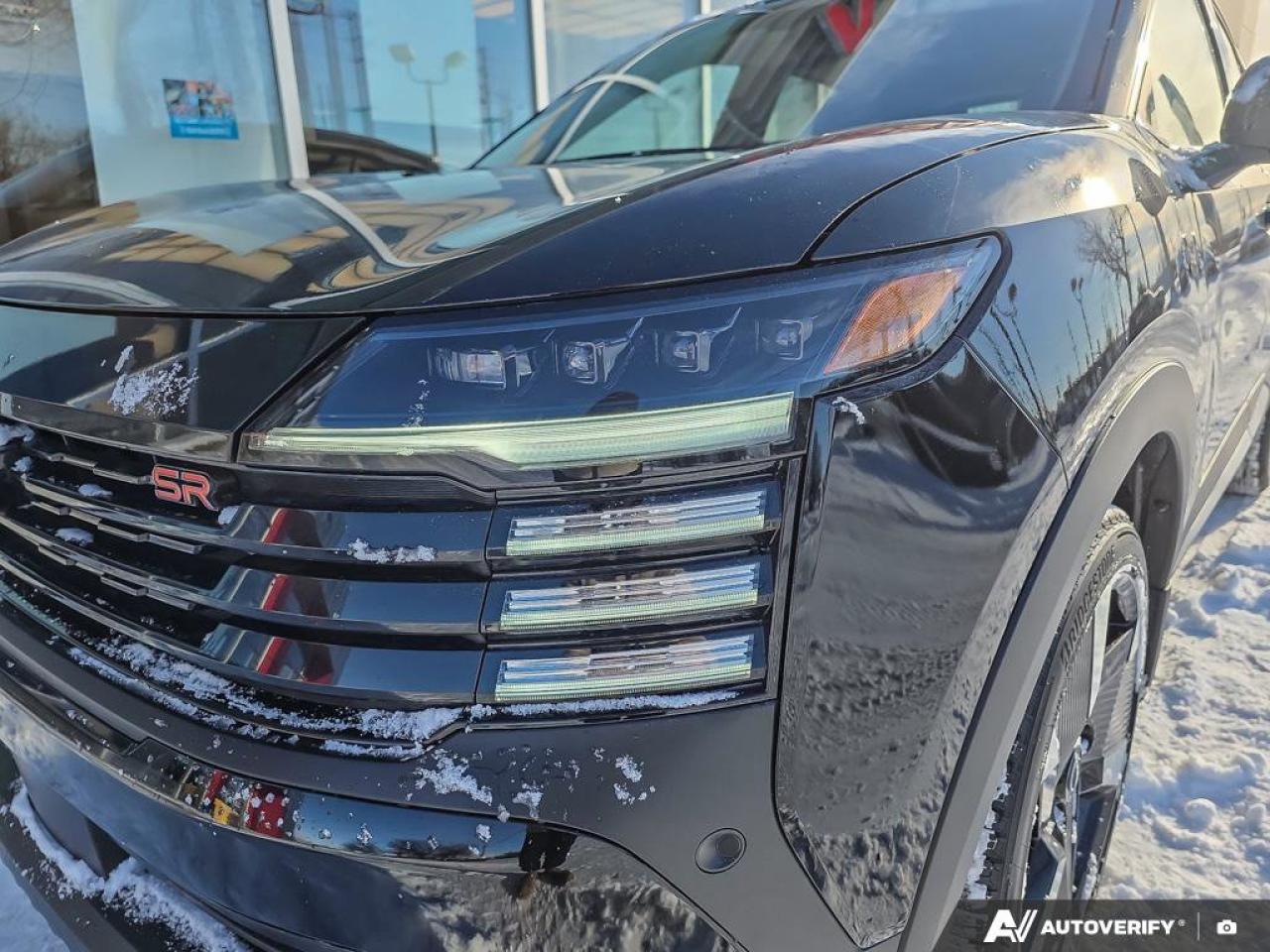 2026 Nissan Kicks SR AWD | 360 View Camera | Apple CarPlay | Moonroof | Photo