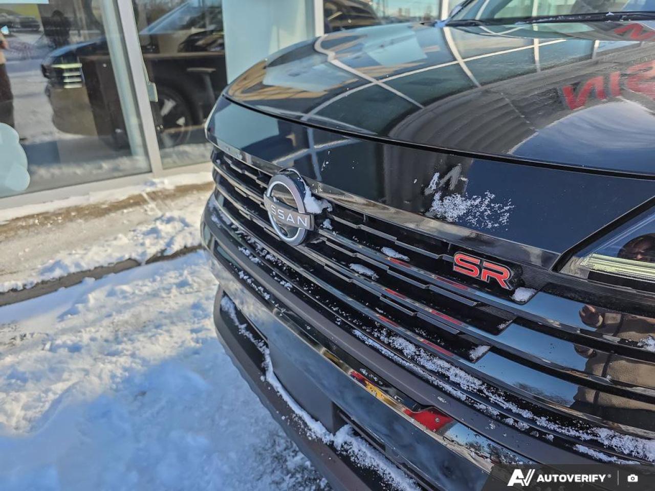 2026 Nissan Kicks SR AWD | 360 View Camera | Apple CarPlay | Moonroof | Photo