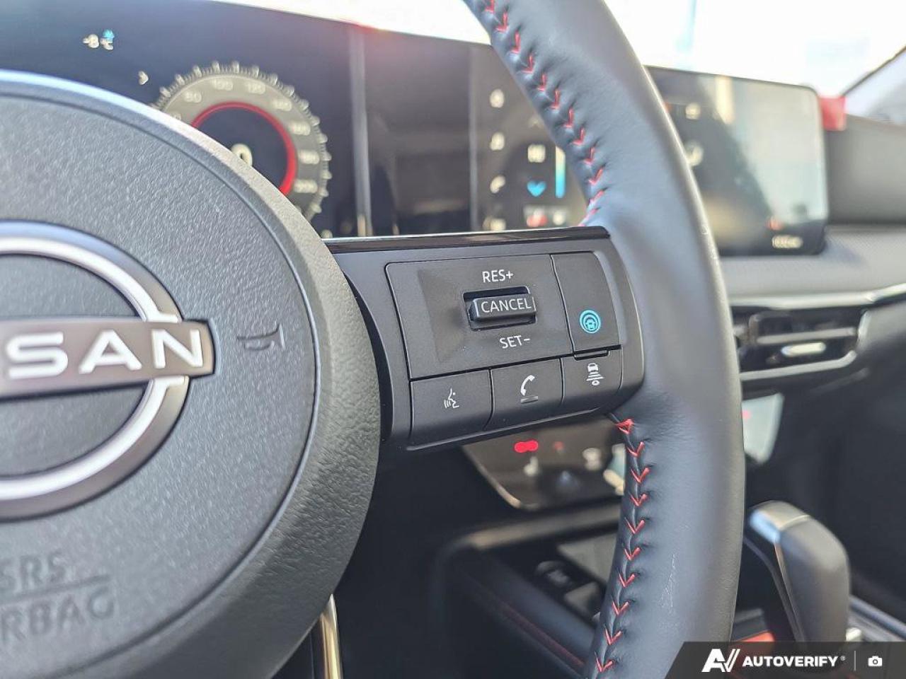 2026 Nissan Kicks SR AWD | 360 View Camera | Apple CarPlay | Moonroof | Photo