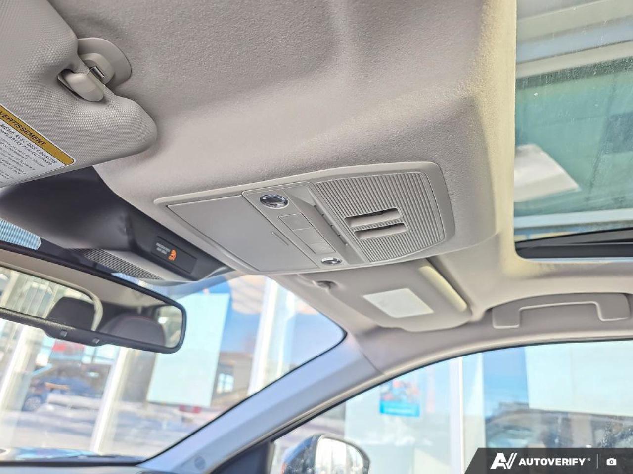 2026 Nissan Kicks SR AWD | 360 View Camera | Apple CarPlay | Moonroof | Photo