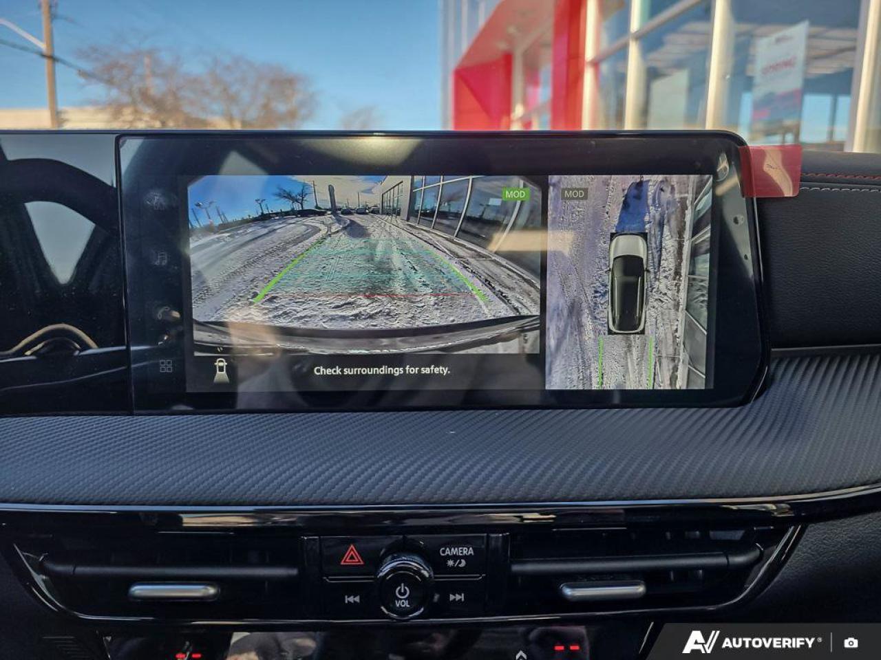 2026 Nissan Kicks SR AWD | 360 View Camera | Apple CarPlay | Moonroof | Photo