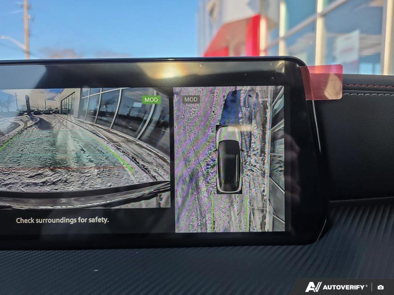 2026 Nissan Kicks SR AWD | 360 View Camera | Apple CarPlay | Moonroof | Photo