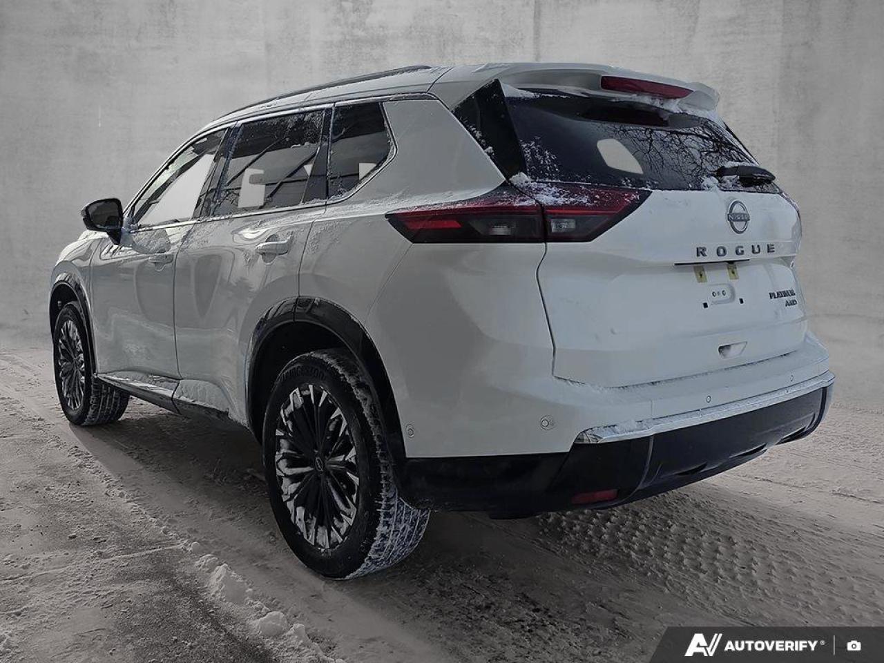 2024 Nissan Rogue Platinum AWD | Apple CarPlay | 360 view Camera | Leather | Photo