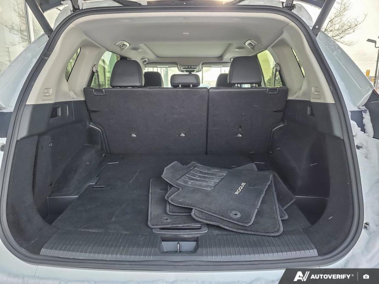 2024 Nissan Rogue Platinum AWD | Apple CarPlay | 360 view Camera | Leather | Photo