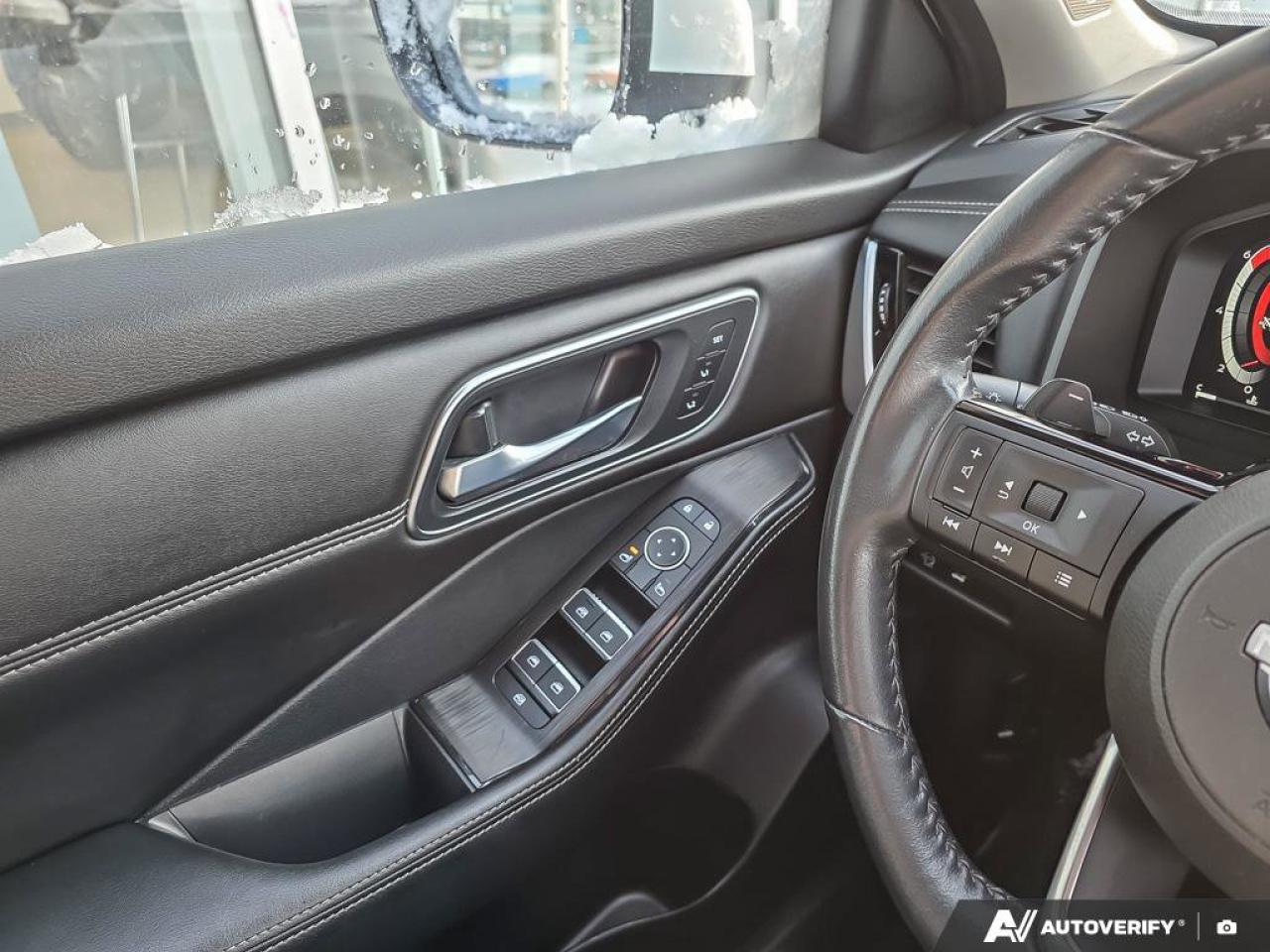 2024 Nissan Rogue Platinum AWD | Apple CarPlay | 360 view Camera | Leather | Photo