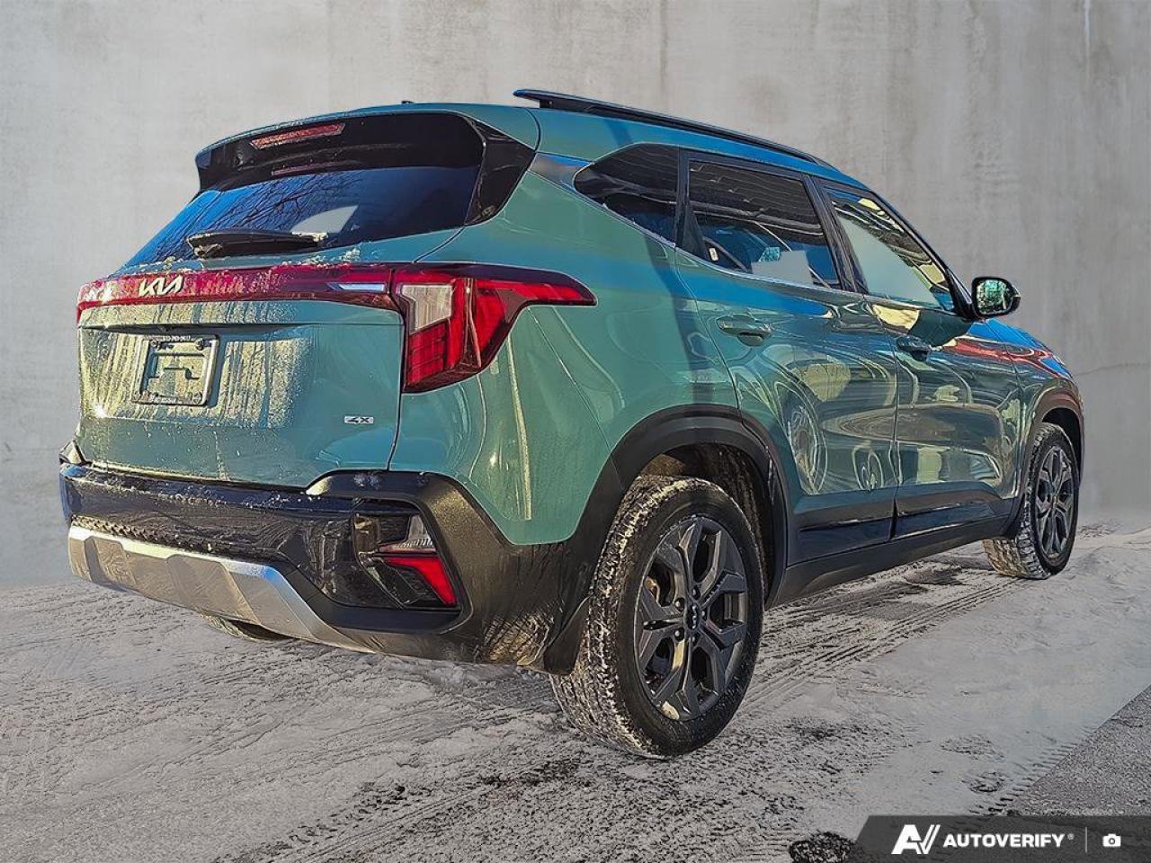 2024 Kia Seltos EX AWD | Leather | Moonroof | Heated Seats | Photo