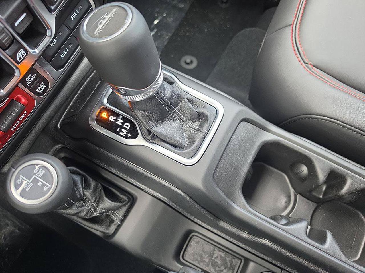 2026 Jeep Gladiator Rubicon X/DUAL TOPS/SPRAY LINER/3.6L V6/ LEATHER SEATS/ Photo