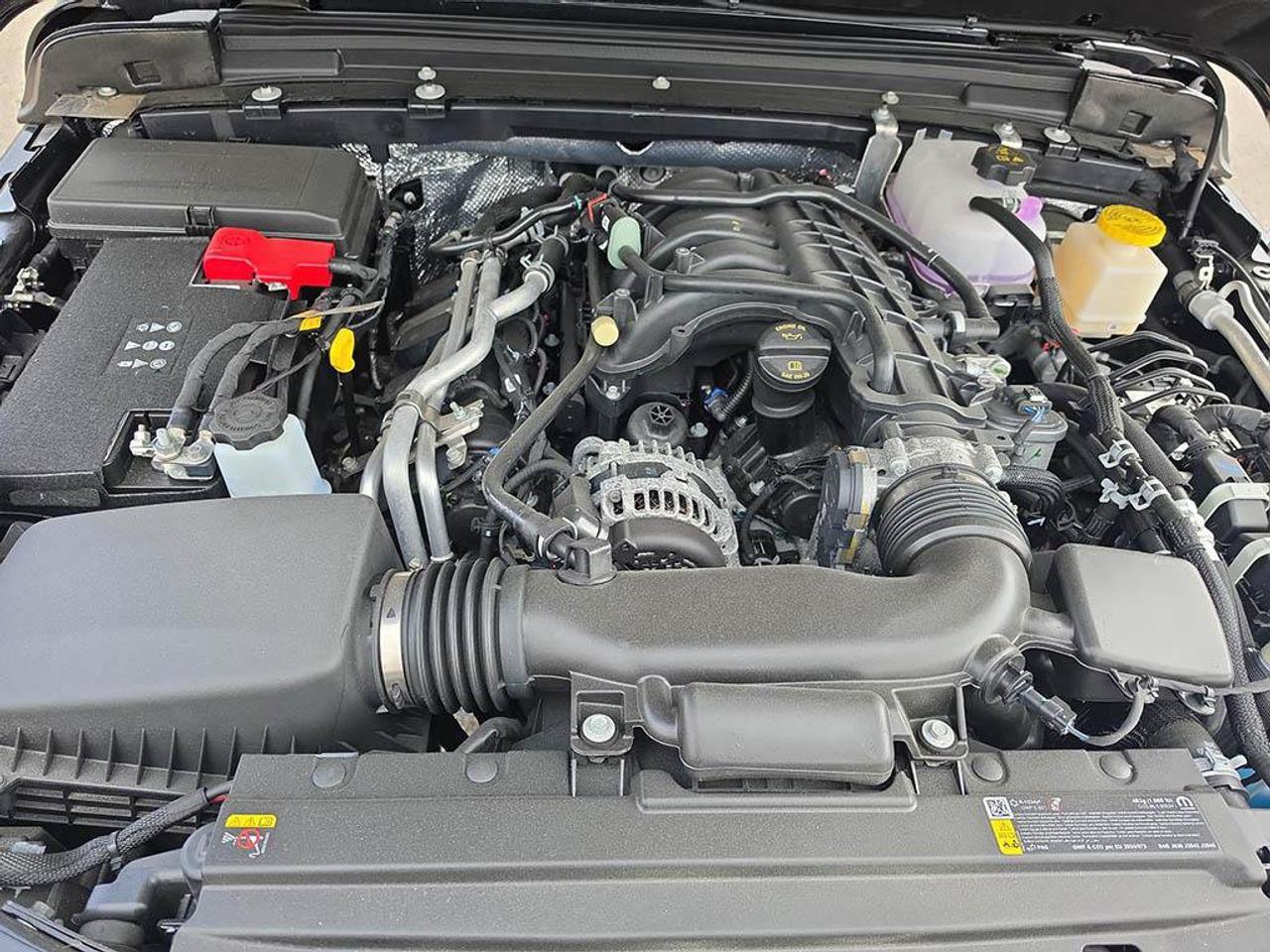 2026 Jeep Gladiator Rubicon X/DUAL TOPS/SPRAY LINER/3.6L V6/ LEATHER SEATS/ Photo