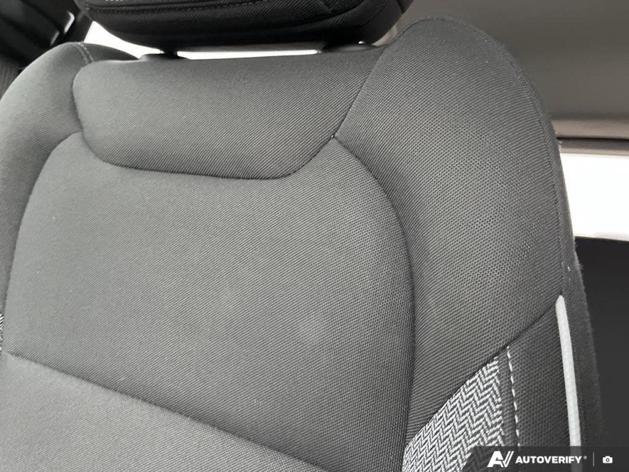 2021 Chevrolet TrailBlazer LT | Heated Seats | Apple Carplay | Safety Tech | Photo