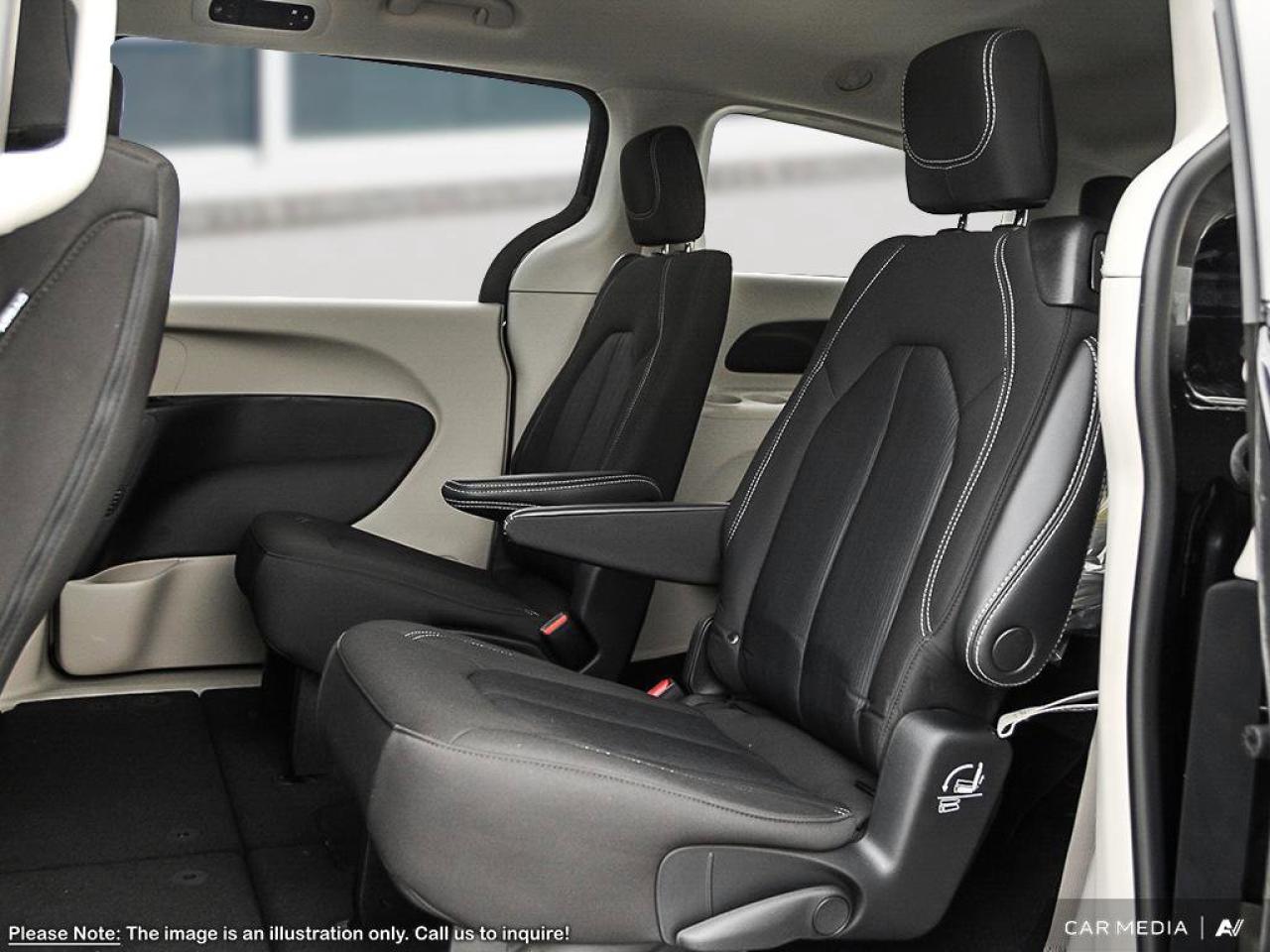 2024 Chrysler Grand Caravan SXT | Navigation | Apple CarPlay | Android Auto | Remote Start | Rain Sensing Wipers | PWR Liftgate Photo