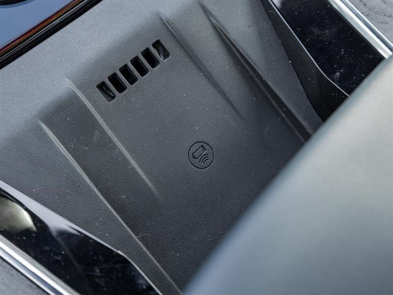 2026 Cadillac Escalade IQ Premium Sport Photo