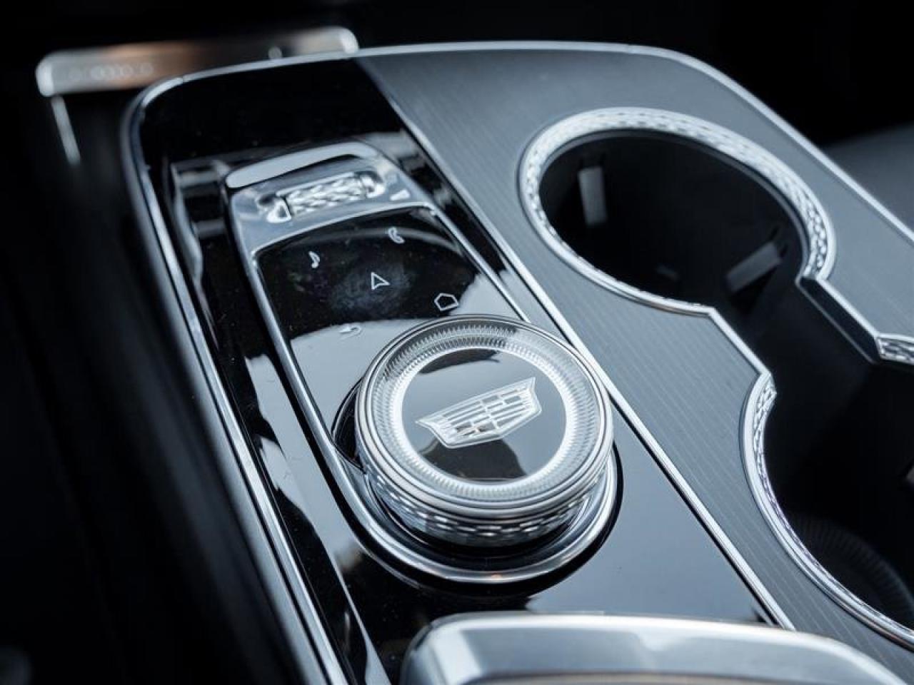 2026 Cadillac LYRIQ Luxury Photo