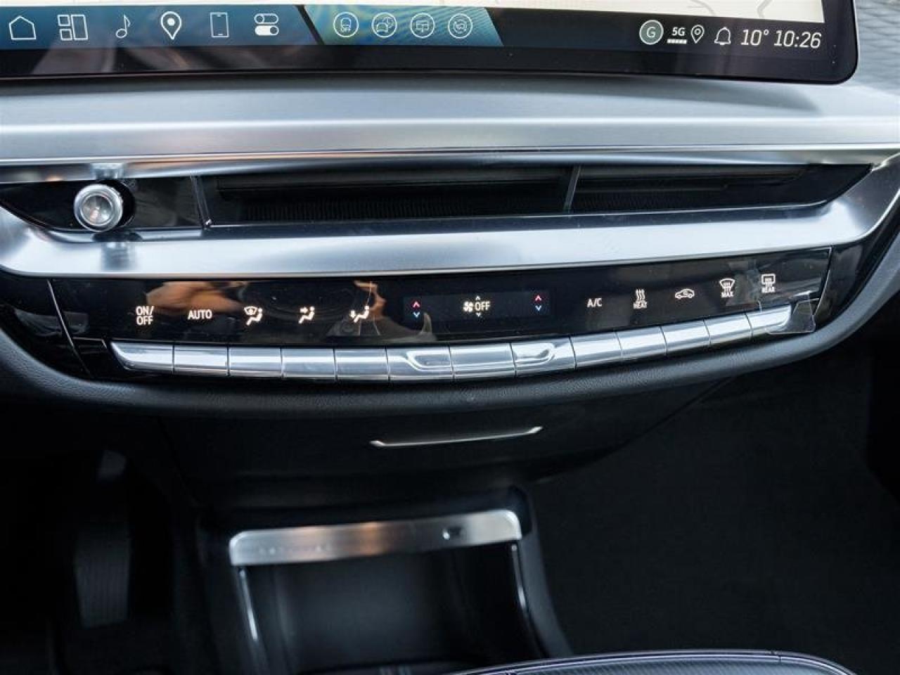 2026 Cadillac LYRIQ Luxury Photo