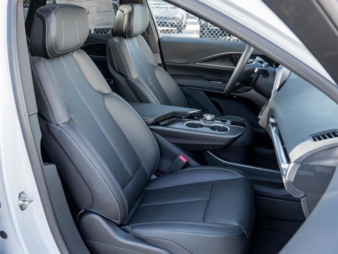 2026 Cadillac LYRIQ Luxury Photo