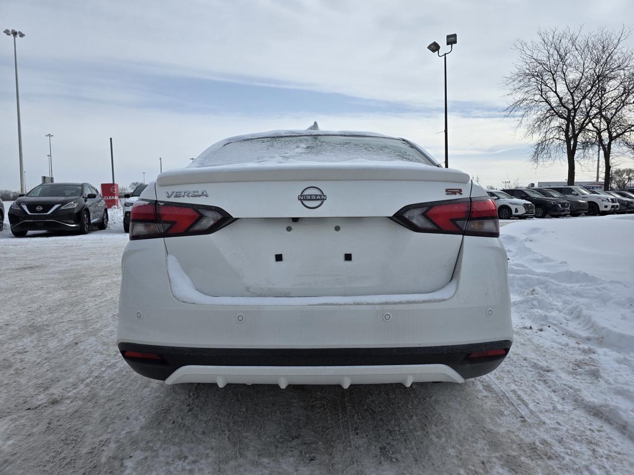 2023 Nissan Versa SR | Heated Seats | Apple Car Play | Android Auto | Photo