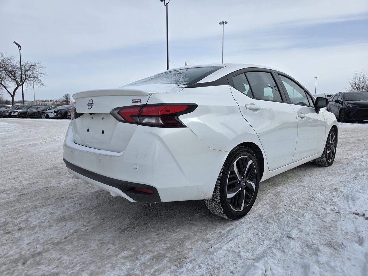 2023 Nissan Versa SR | Heated Seats | Apple Car Play | Android Auto | Photo2