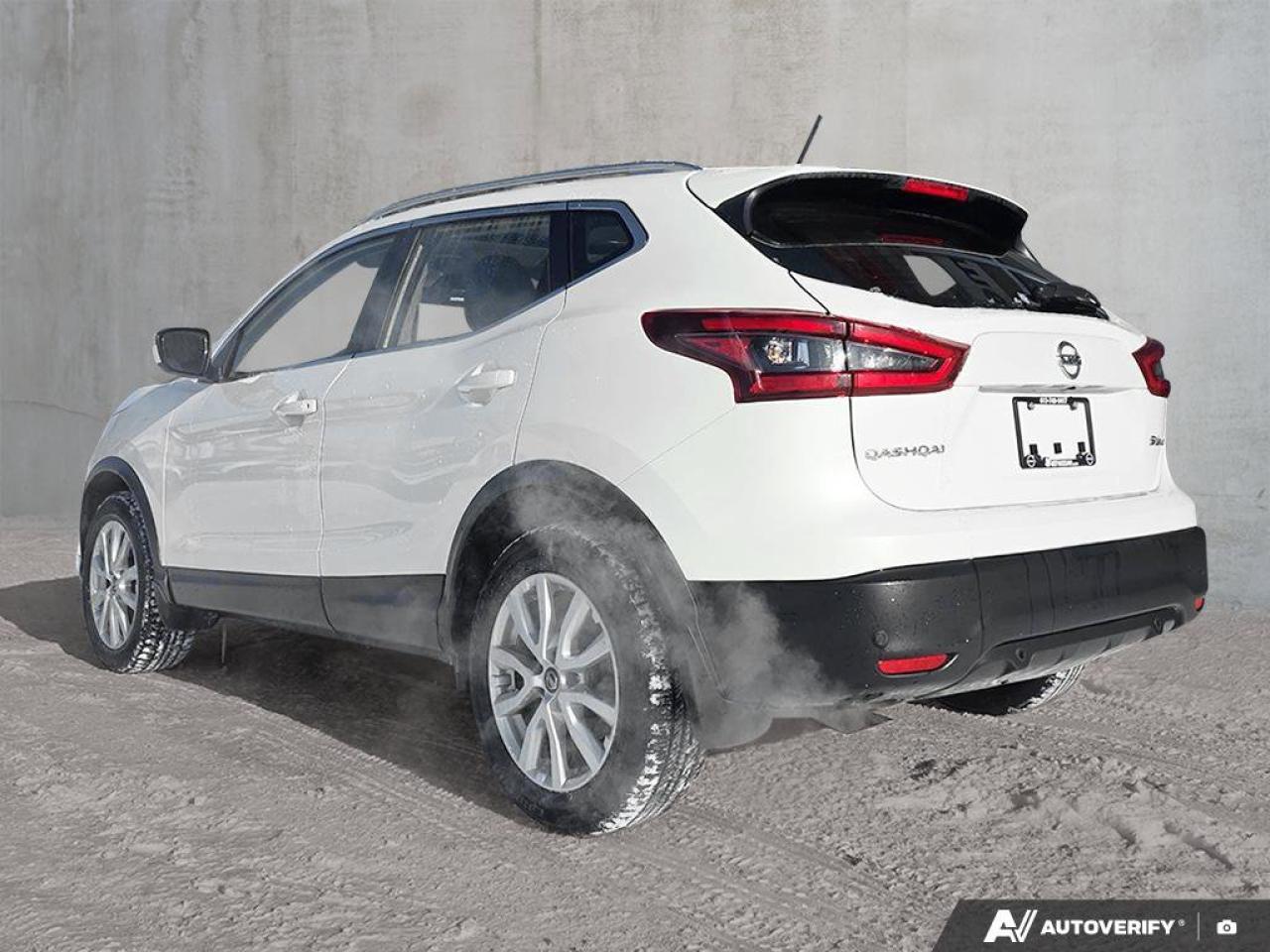 2023 Nissan Qashqai SV AWD | Apple CarPlay | Heated Seats | Alloy Rims | Photo