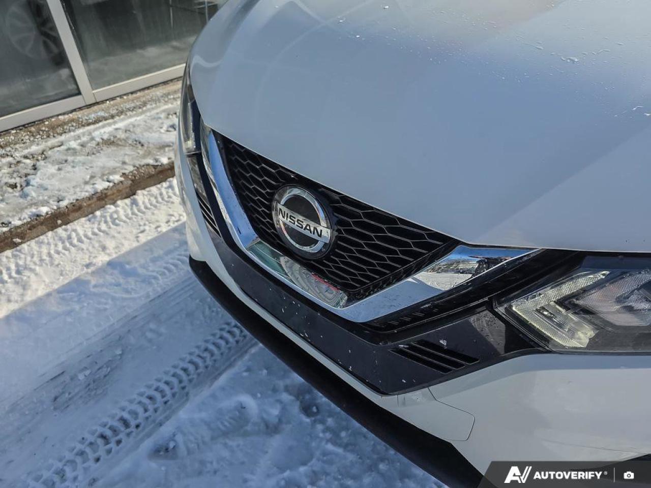 2023 Nissan Qashqai SV AWD | Apple CarPlay | Heated Seats | Alloy Rims | Photo