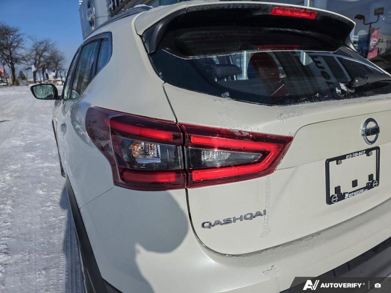 2023 Nissan Qashqai SV AWD | Apple CarPlay | Heated Seats | Alloy Rims | Photo