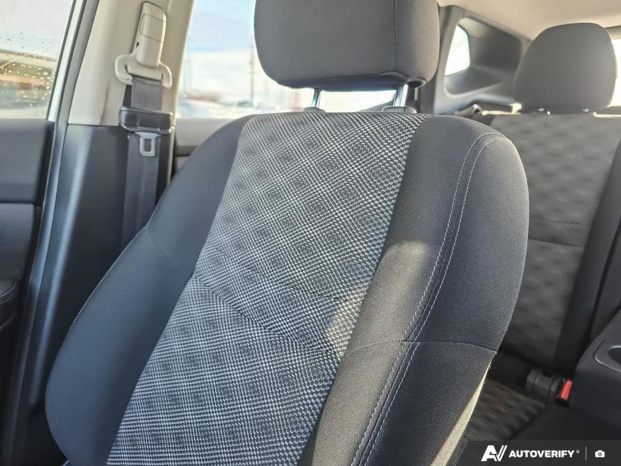 2023 Nissan Qashqai SV AWD | Apple CarPlay | Heated Seats | Alloy Rims | Photo