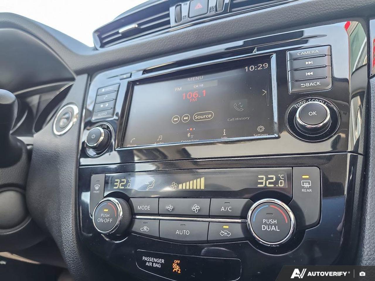 2023 Nissan Qashqai SV AWD | Apple CarPlay | Heated Seats | Alloy Rims | Photo