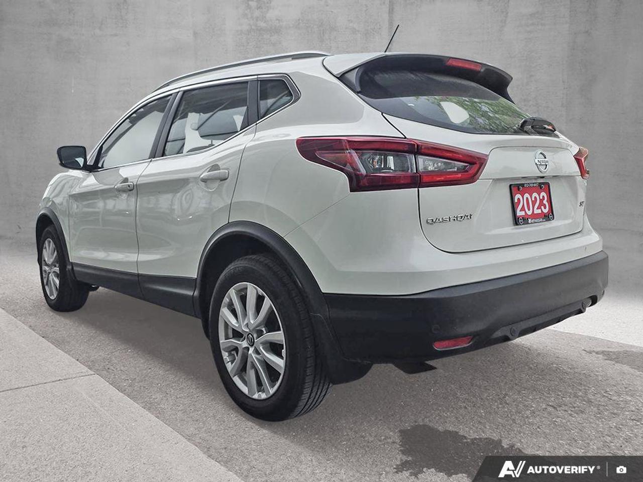 2023 Nissan Qashqai SV AWD | Apple CarPlay | Heated Seats | Alloy Rims | Photo