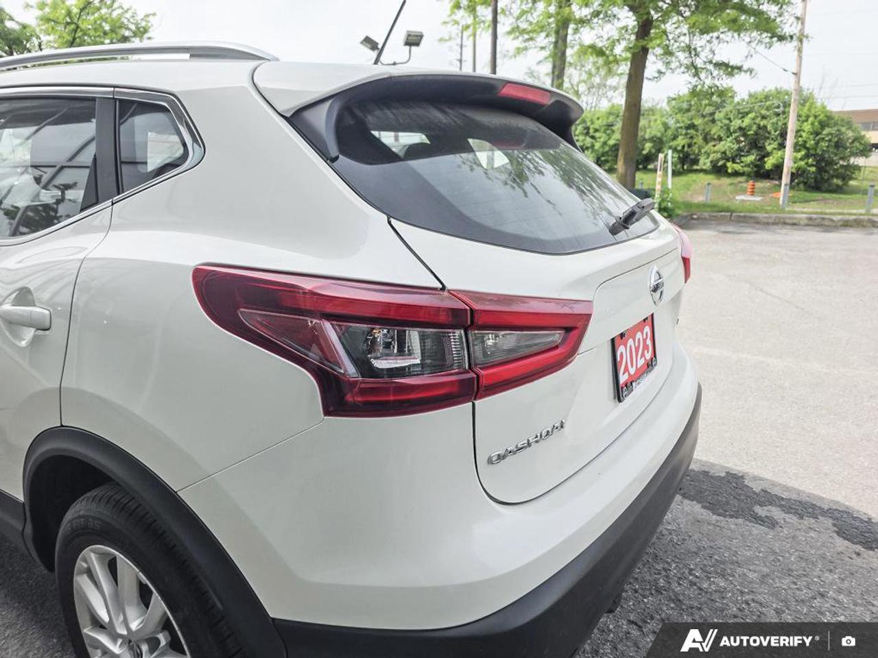 2023 Nissan Qashqai SV AWD | Apple CarPlay | Heated Seats | Alloy Rims | Photo