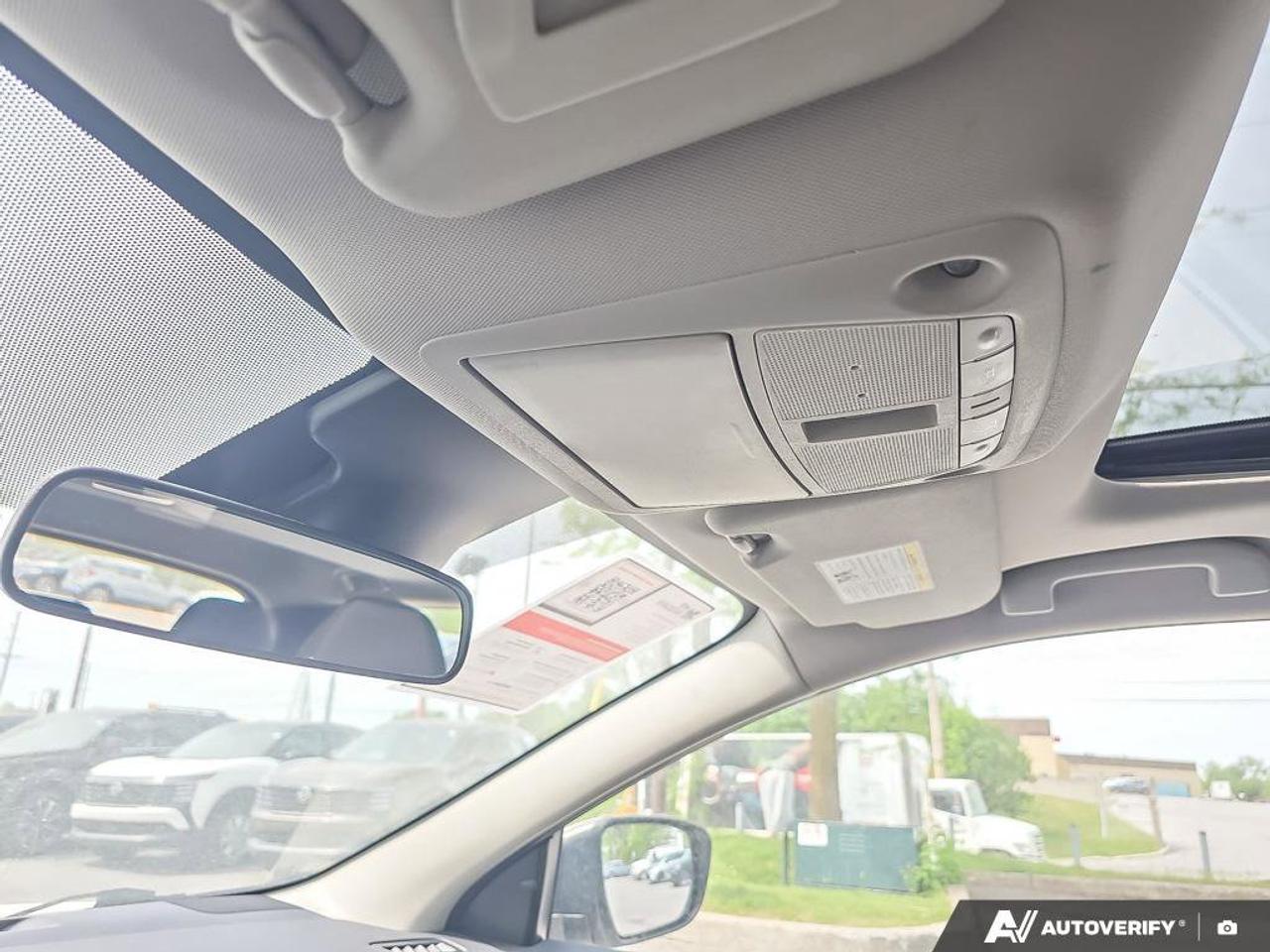 2023 Nissan Qashqai SV AWD | Apple CarPlay | Heated Seats | Alloy Rims | Photo