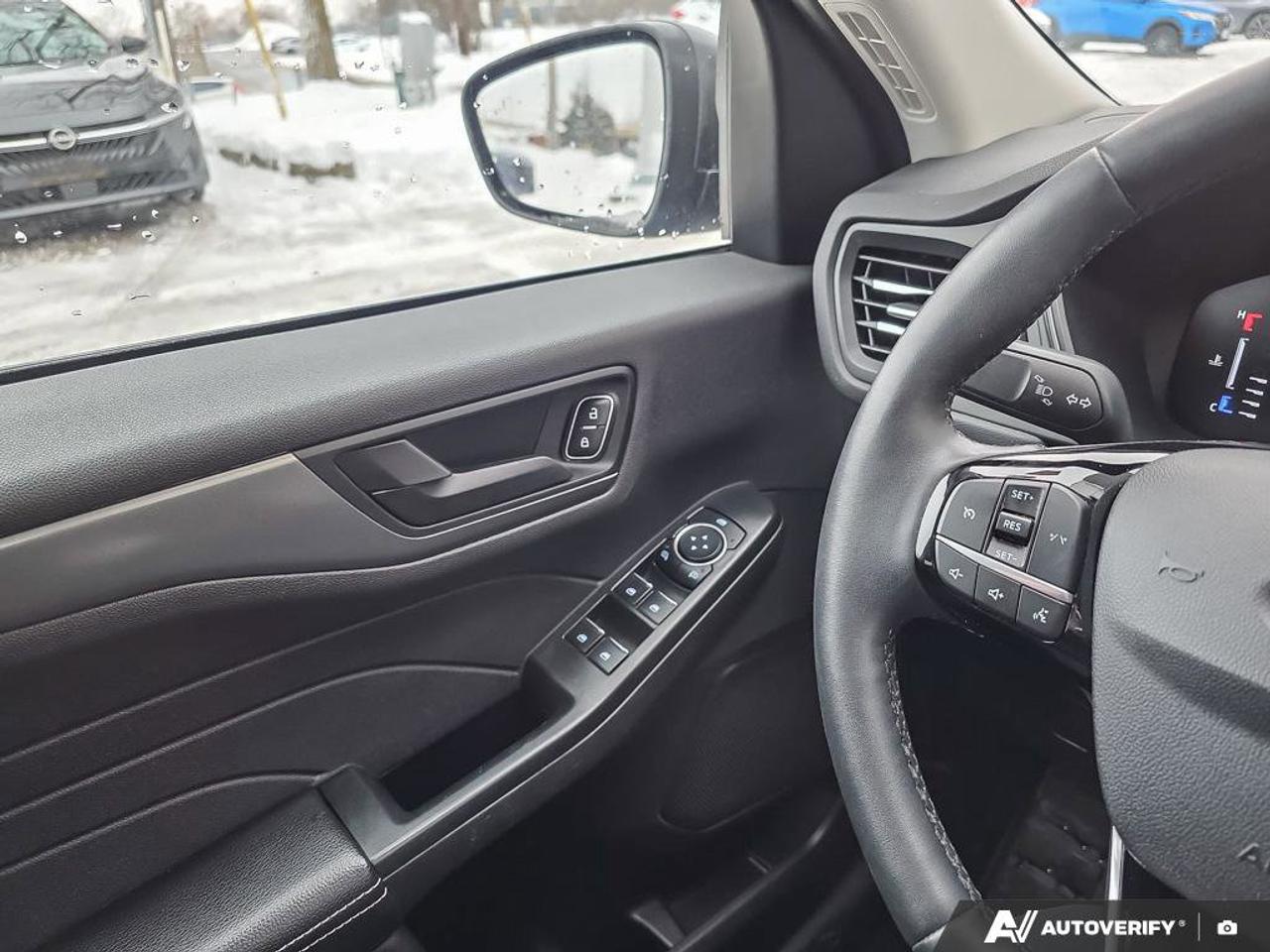 2024 Ford Escape Active AWD | Apple Car Play | Android Auto | Photo