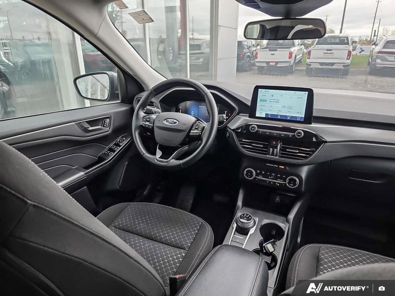 2024 Ford Escape Active AWD | Apple Car Play | Android Auto | Heated Seats | Photo