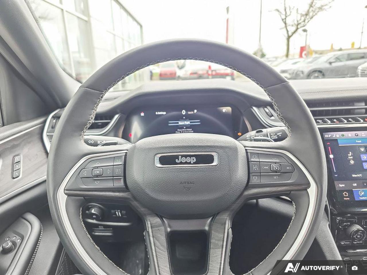 2024 Jeep Grand Cherokee L Limited | Android Auto | Apple Car Play | Leather | Photo