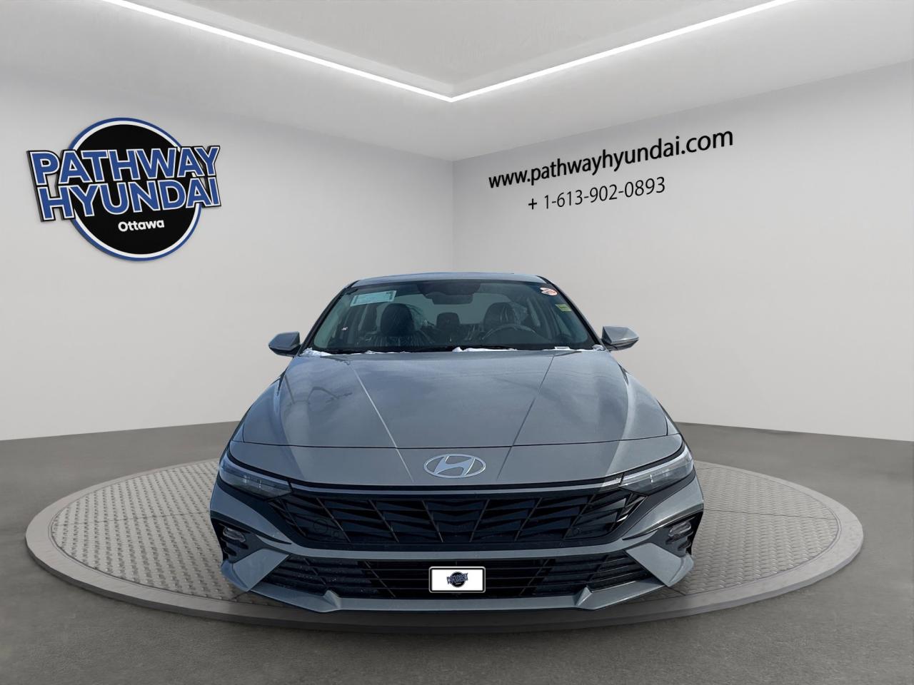 2026 Hyundai Elantra Hybrid Luxury Photo