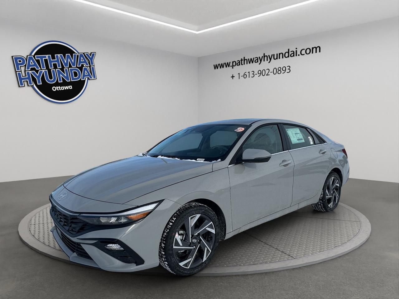 2026 Hyundai Elantra Hybrid Luxury Photo