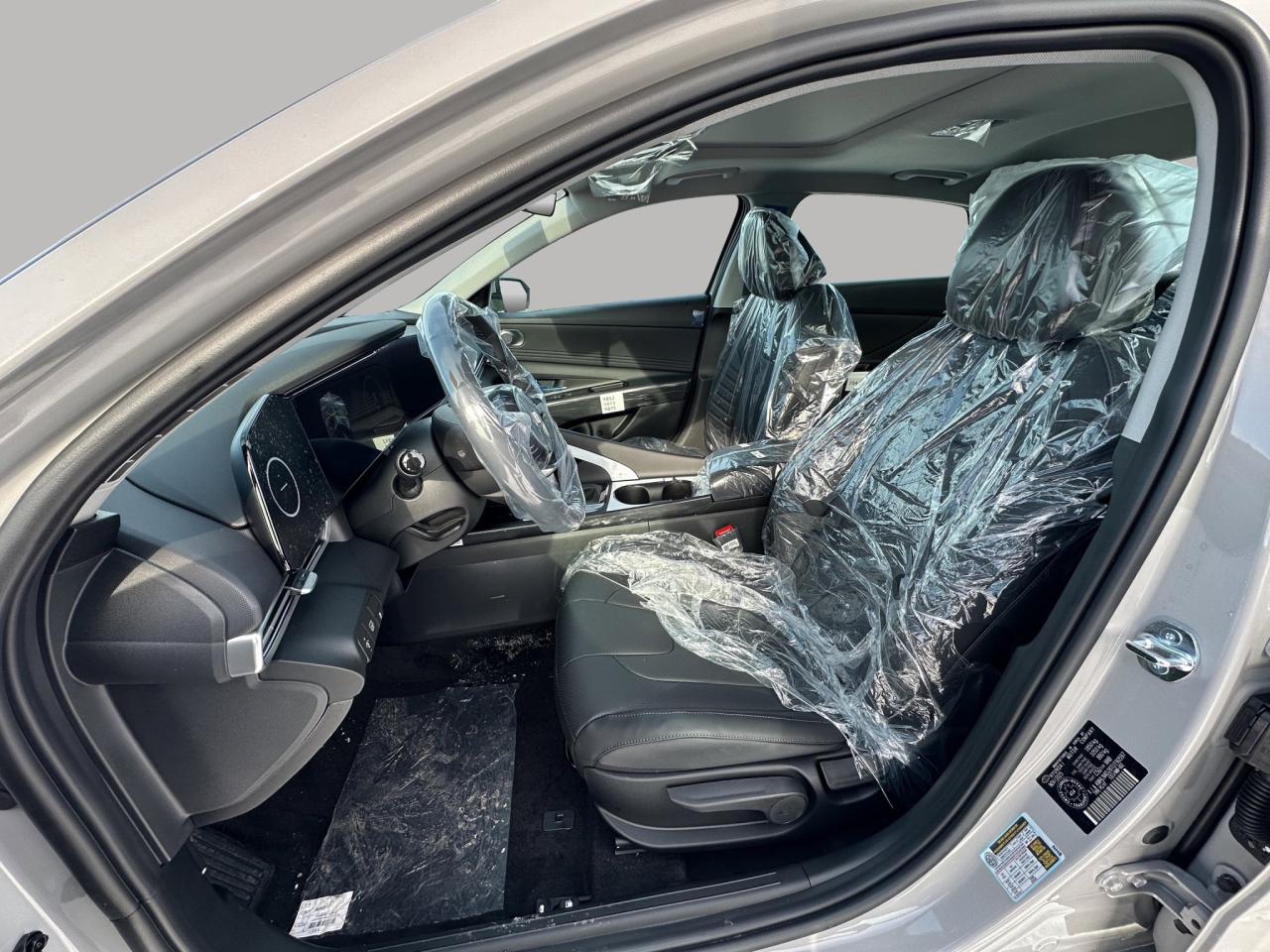 2026 Hyundai Elantra Hybrid Luxury Photo