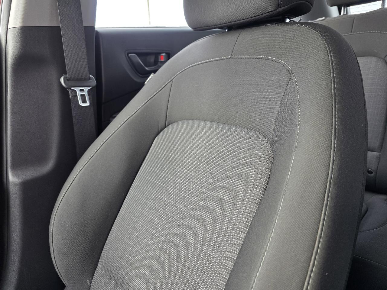 2023 Hyundai KONA Preferred AWD | Apple Car Play | Android Auto | Heated Seats | Photo